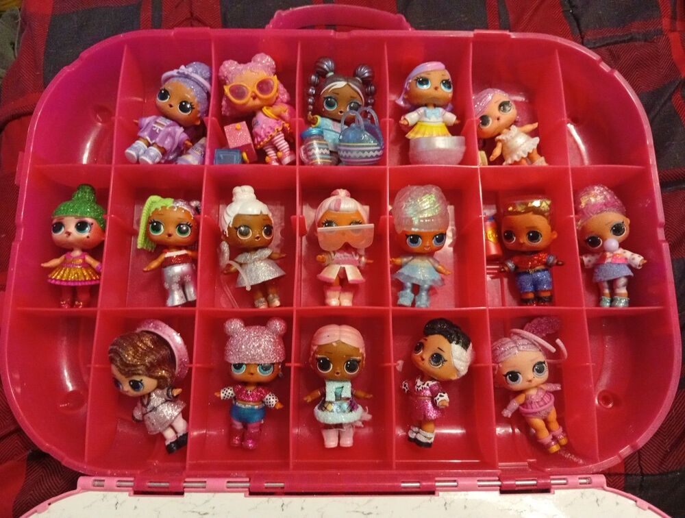 LOL Surprise Fashion Runway Pink Storage Carrying Case With 17 Dolls